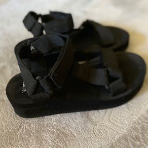 Black sandals